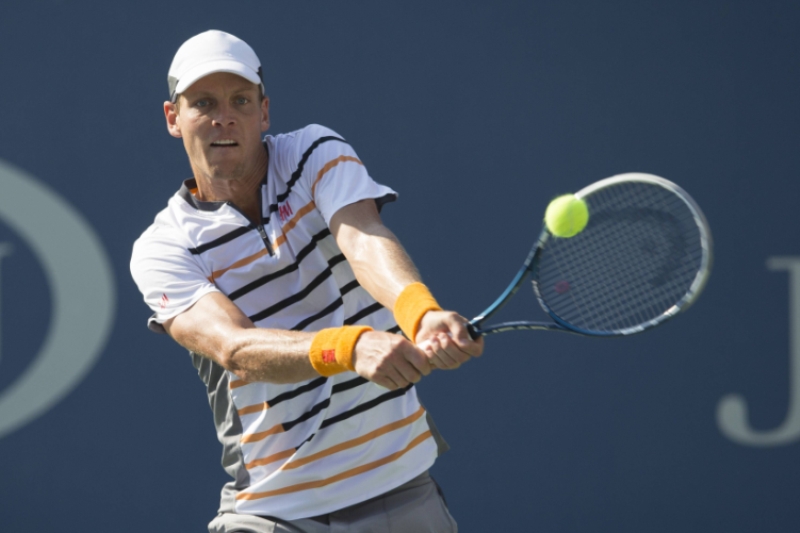 Tomáš Berdych se omluvil rozhodčí.
