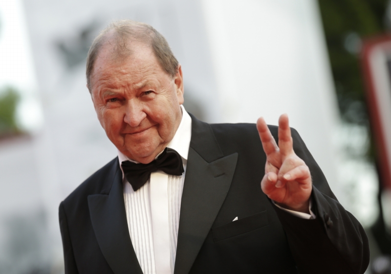Cenu za nejlepší film si z letošního filmového festivalu v Benátkách odváží režisér Roy Andersson.