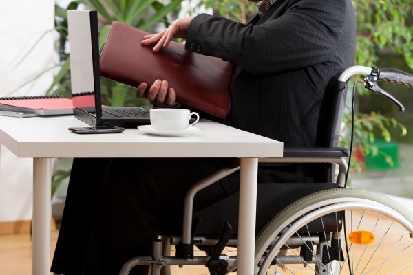 Hendikepovaní dokazují, že se bez problému dokážou zapojit do pracovního procesu.