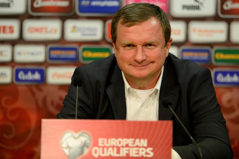 Trenér Pavel Vrba zůstal před duelem s Nizozemci tajemný. Trenér Pavel Vrba zůstal před duelem s Nizozemci tajemný.