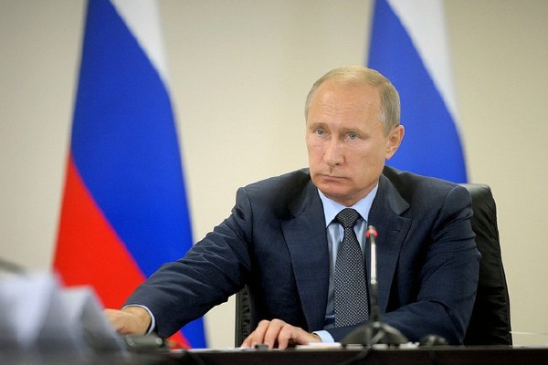 Putin dále posiluje armádu.
