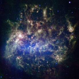 Velké Magellanovo mračno -- trpasličí galaxie obíhající Mléčnou dráhu.