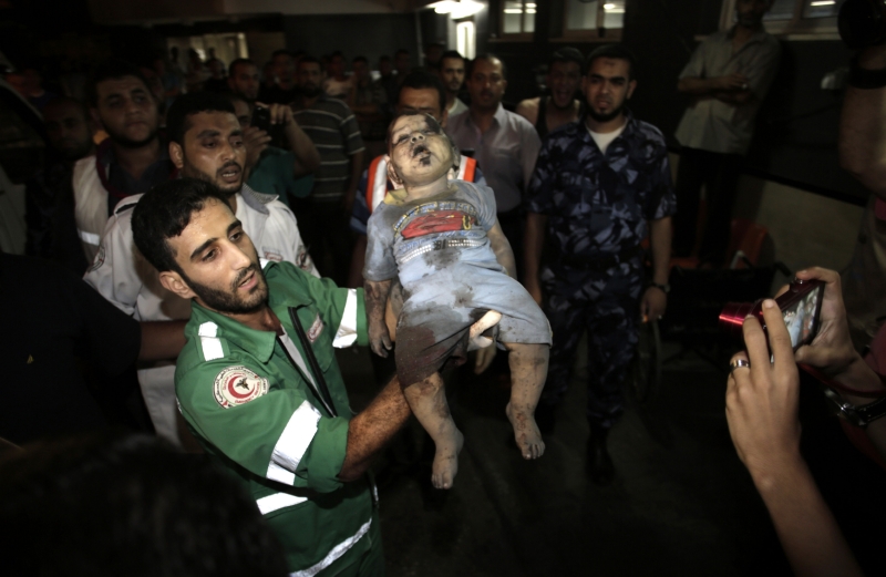 Palestinská holčička zabitá izraelskou bombou.
