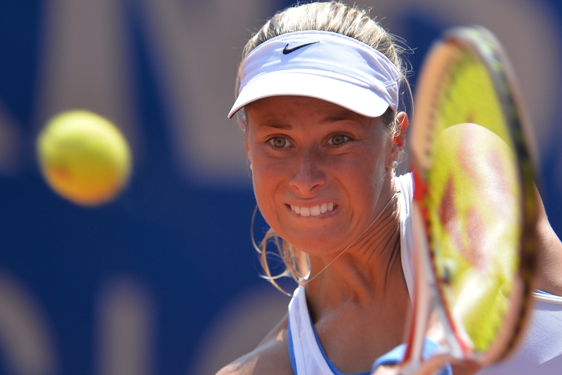 Tenistka Andrea Hlaváčková postoupila na turnaji v Québecu do čtvrtfinále. Tenistka Andrea Hlaváčková postoupila na turnaji v Québecu do čtvrtfinále.