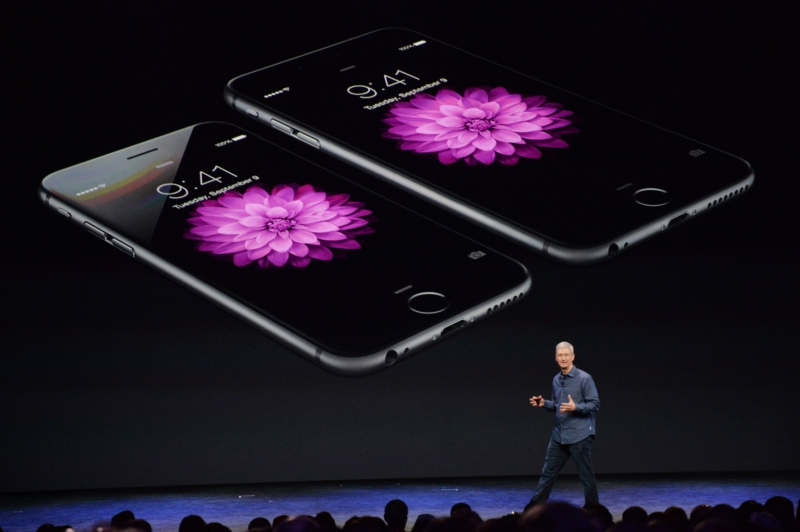 iPhone 6 zřejmě na český trh během září oficiálně nedorazí. 