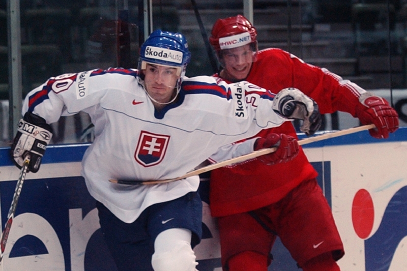 Zesnulý hokejista Miroslav Hlinka ve slovenském národním dresu.