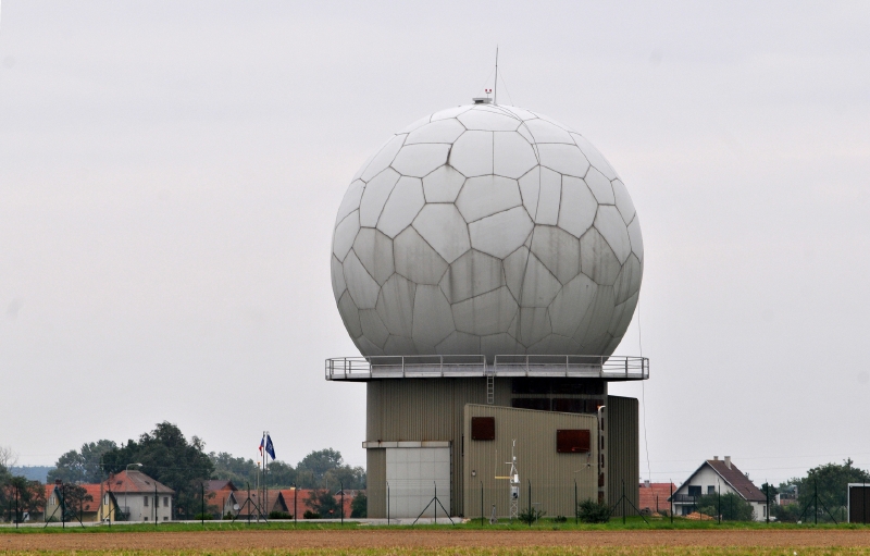 Radar protivzdušné obrany v českých Nepolisech.