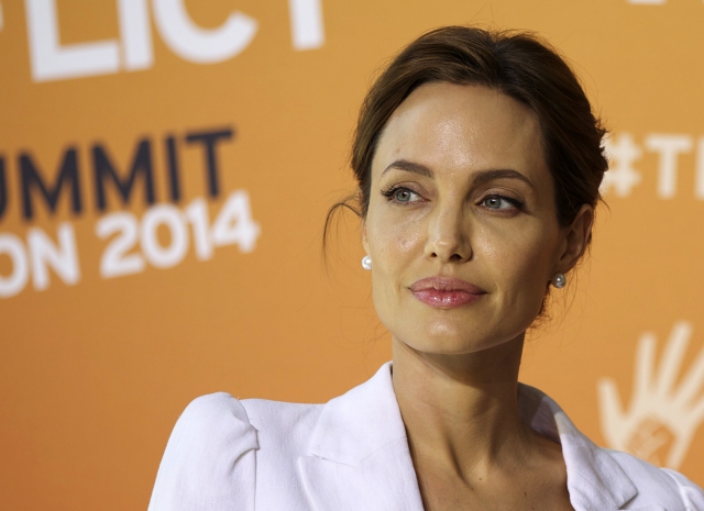 Angelina Jolie měla prý anorektické období už jako dítě. Poruchy příjmu potravy se v souvislosti s jejím jménem řeší stále.