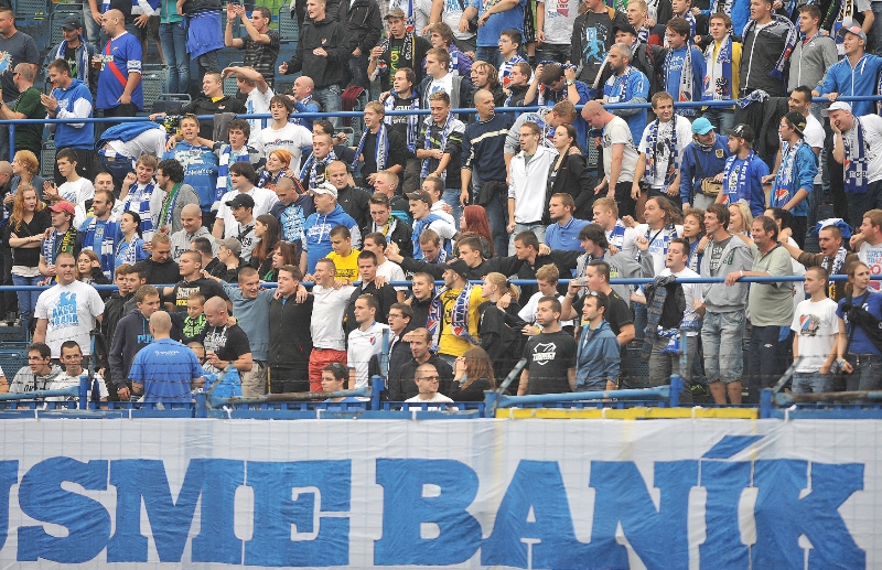 Na konci září příštího roku bude mít Ostrava zrekonstruovaný Městský stadion. Na konci září příštího roku bude mít Ostrava zrekonstruovaný Městský stadion.