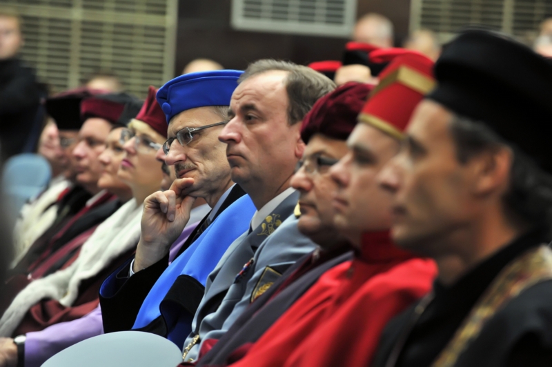 Rektoři vysokých škol na inauguraci rektora-velitele Univerzity obrany Bohuslava Přikryla, 2012. Rektoři vysokých škol na inauguraci rektora-velitele Univerzity obrany Bohuslava Přikryla, 2012.