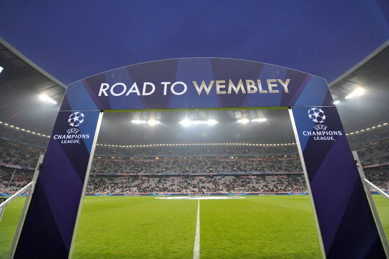 Finále se uskuteční buď ve Wembley, nebo v německé Allianz Areně.