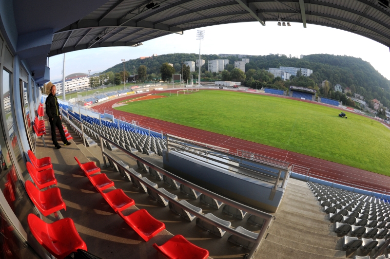 Zrekonstruovaný stadion v Ústí.