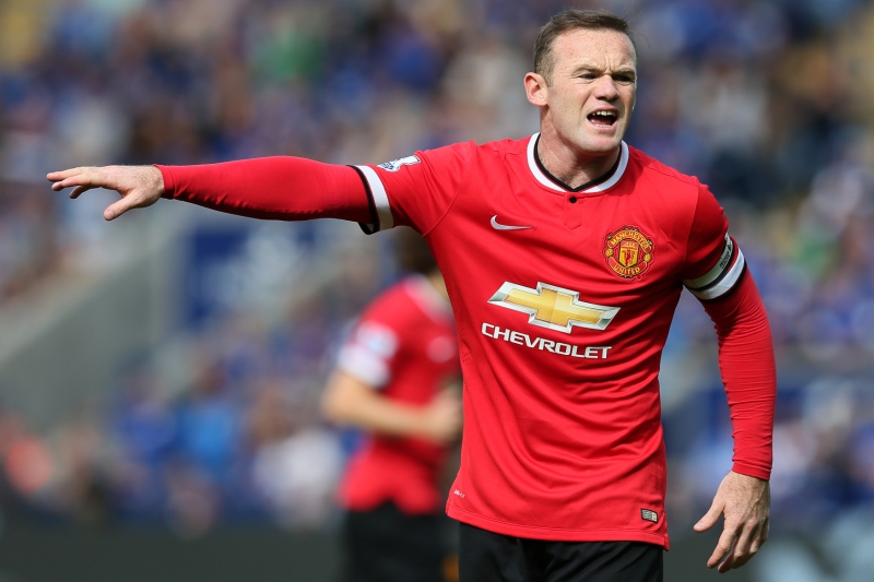 Wayne Rooney si zvyká na novou roli. Wayne Rooney si zvyká na novou roli.
