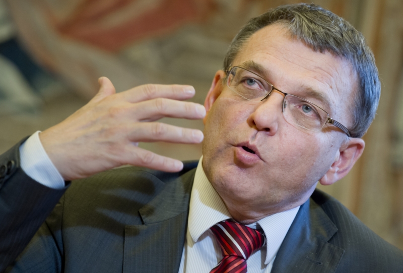 Ministr zahraničí Lubomír Zaorálek. Ministr zahraničí Lubomír Zaorálek.