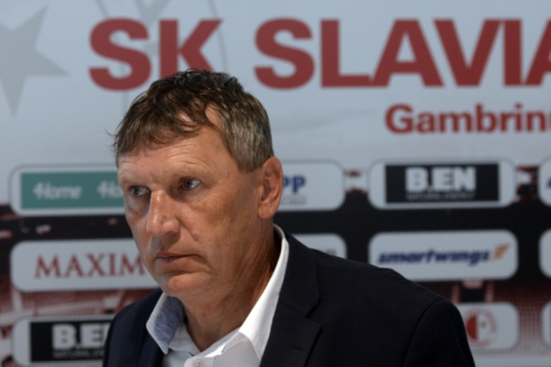 Trenér pražské Slavie Miroslav Beránek.