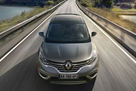 Espace se přídí podřídil novému designovému jazyku značky.