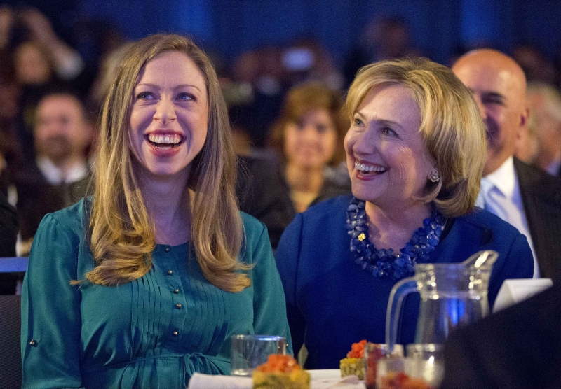Hillary Clinton se svou těhotnou dcerou Chelsea.