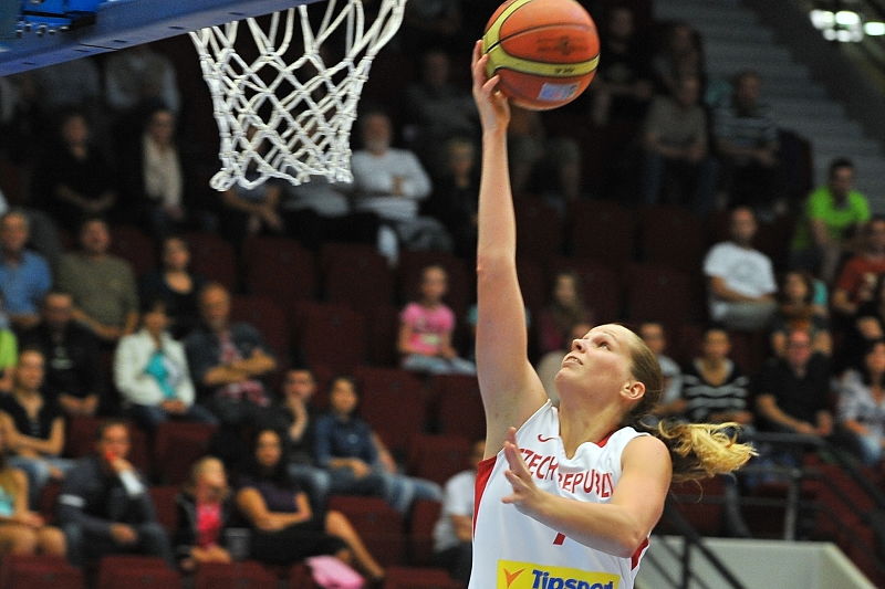 Alena Hanušová pomohla 15 body k výhře nad Brazílií. Alena Hanušová pomohla 15 body k výhře nad Brazílií.