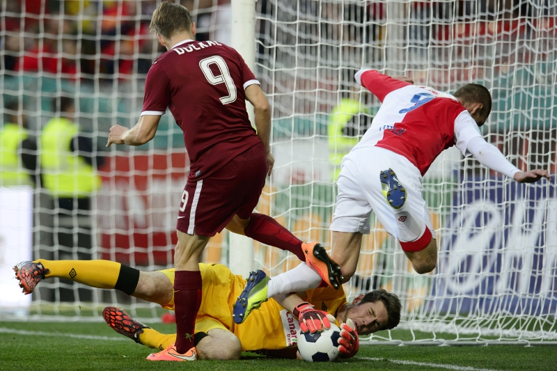 Všechny sporné situace v derby podle Damkové rozhodl sudí Paták správně. Všechny sporné situace v derby podle Damkové rozhodl sudí Paták správně.