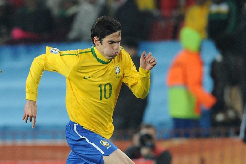 Kaká se vrací do národního týmu Brazílie. 