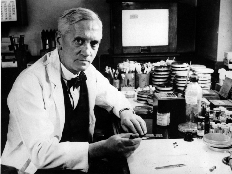 Alexander Fleming.