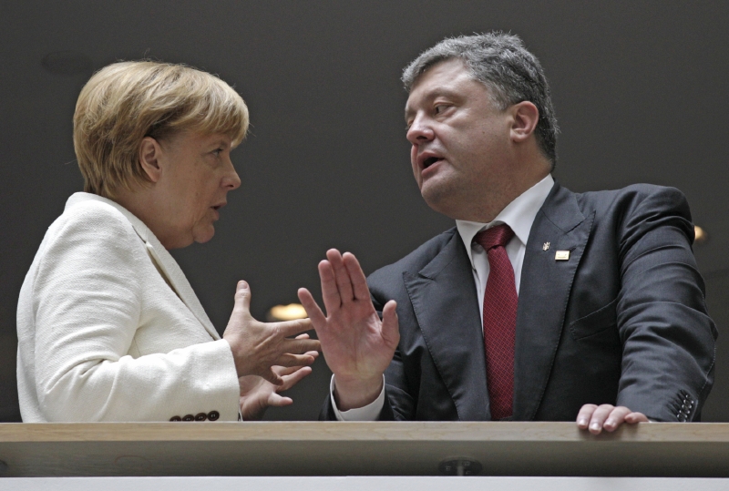 Petro Porošenko s Angelou Merkelovou. Petro Porošenko s Angelou Merkelovou.