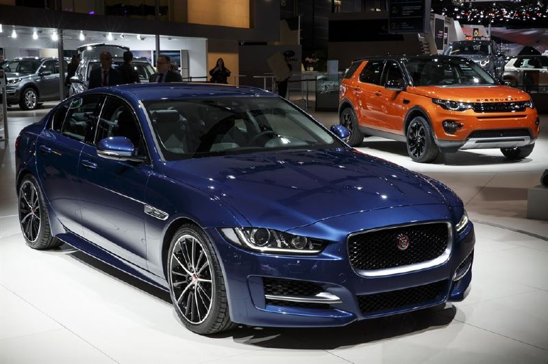 Novinka, která vzbuzuje zájem - Jaguar XE.