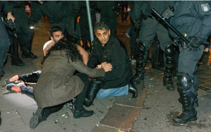 Zranění při demonstracích v Hamburku.