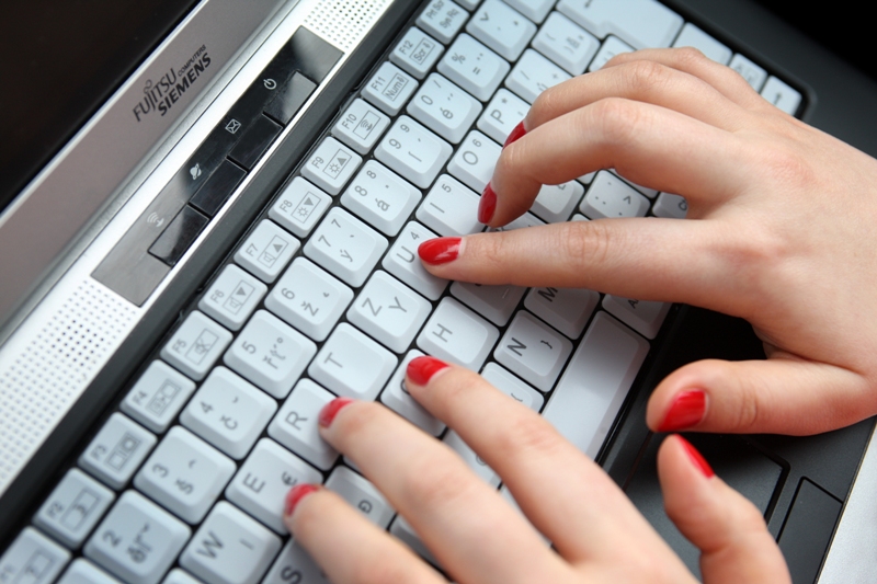 Útraty Čechů na internetu se meziročně zvýší o 16 procent.