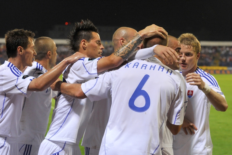 Slovenští fotbalisté v kvalifikaci o mistrovství Evropy doma senzačně porazili favorizované Španělsko 2:1.
