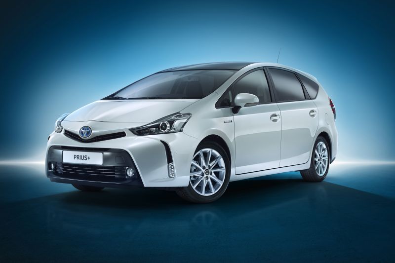 Sedmimístný Prius+ přijde v inovované pdobě na trh v lednu 2015.