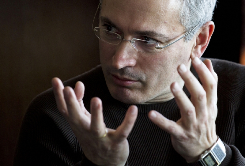 Michail Chodorkovskij na vlastní kůži pocítil ruský hněv. Michail Chodorkovskij na vlastní kůži pocítil ruský hněv.