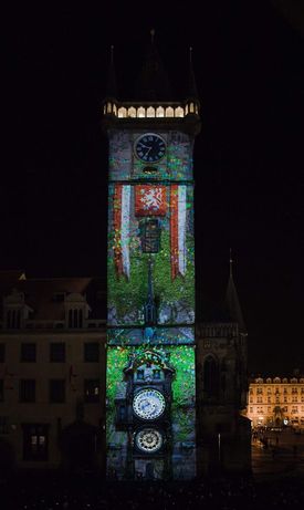 Projekce na Staroměstském orloji.