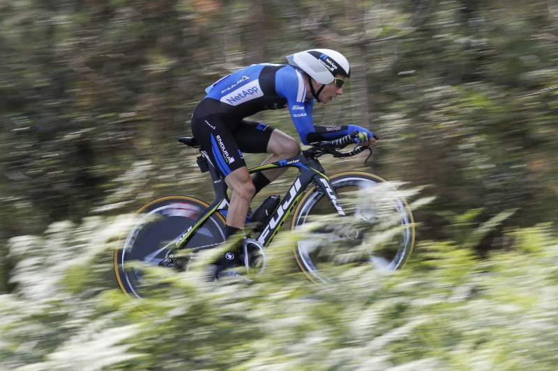 Cyklista Leopold König bude příští dva roky hájit barvy stáje Sky.