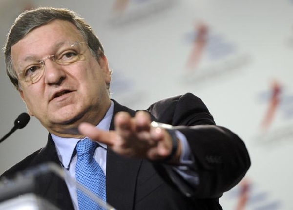Barroso zvedá vůči Londýnu varovně prst.
