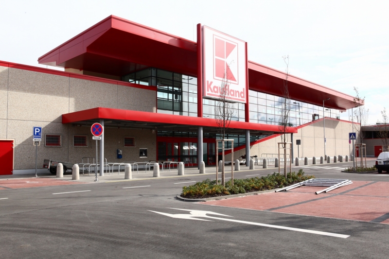 Prodejna Kaufland. Prodejna Kaufland.