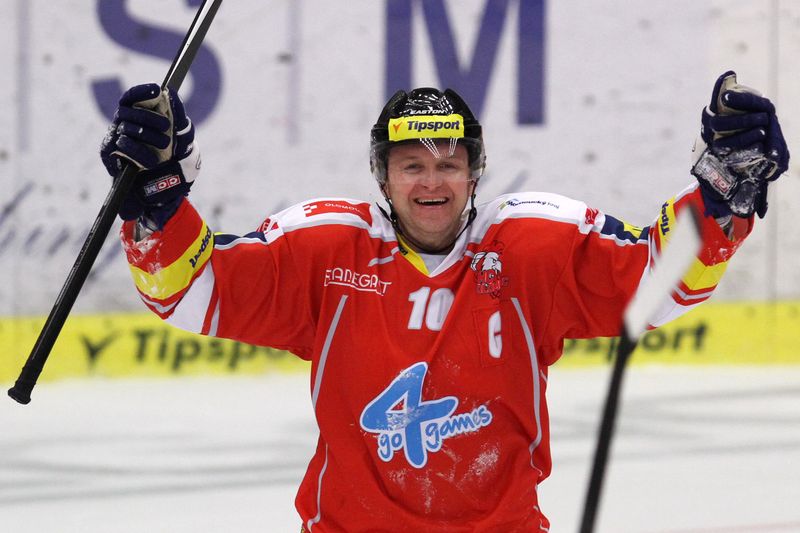 Pavel Patera.