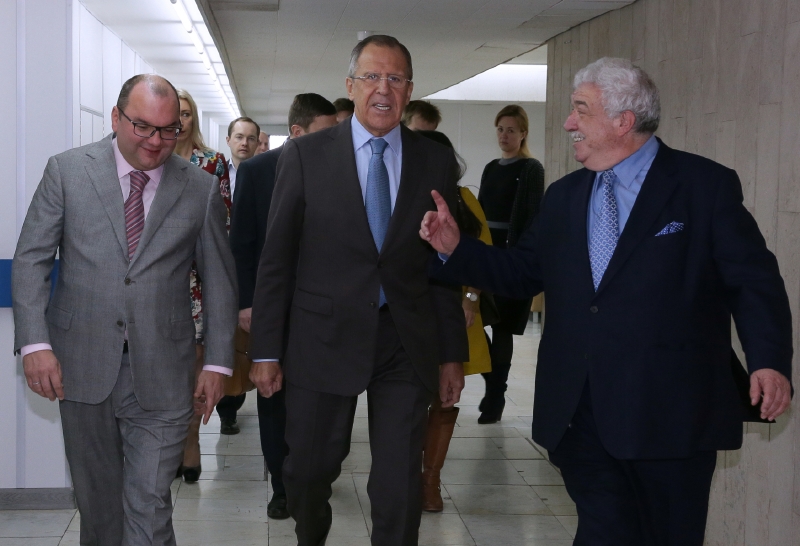 Ministr Lavrov navštávil 27. října agenturu TASS.