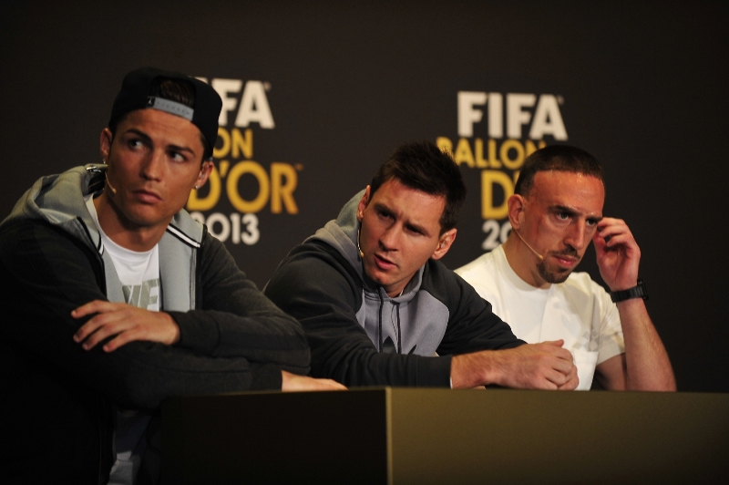 V nominaci na Zlatý míč nechybí tři loňští finalisté. Zleva Cristiano Ronaldo, Lionel Messi a Franck Ribéry.