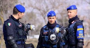 Policisté EULEX.