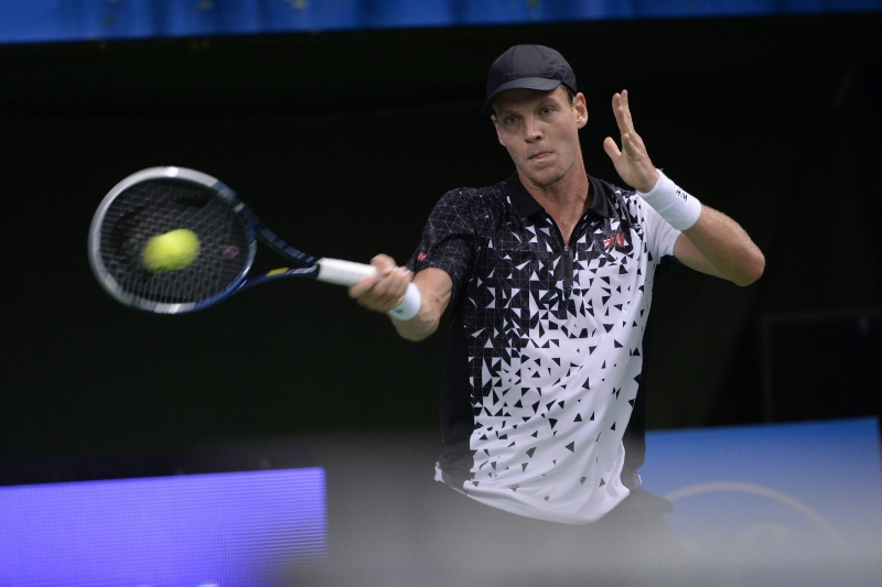 Týden po překvapivém vyřazení v prvním kole turnaje ve Valencii zvládl tenista Tomáš Berdych úvodní zápas na Masters v Paříži. Týden po překvapivém vyřazení v prvním kole turnaje ve Valencii zvládl tenista Tomáš Berdych úvodní zápas na Masters v Paříži.
