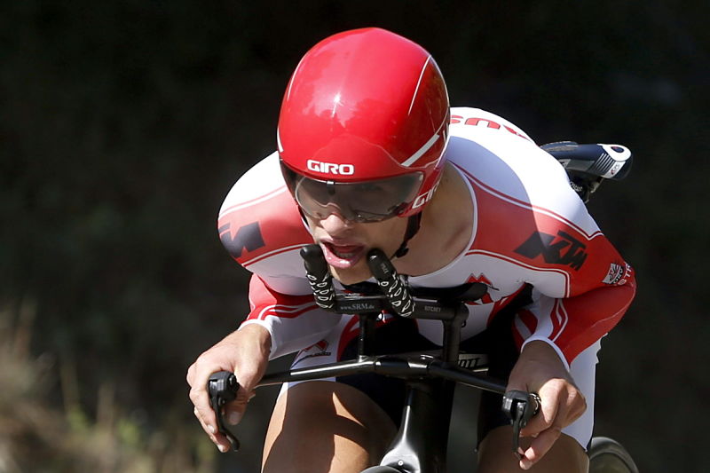 Rakouský cyklista Matthias Brändle je novým držitelem světového rekordu v hodinovce. Rakouský cyklista Matthias Brändle je novým držitelem světového rekordu v hodinovce.