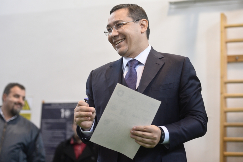 Premiér Victor Ponta.
