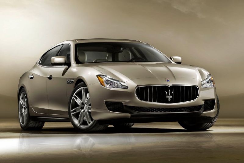 Maserati připravilo pro autosalon technologiemi pozměněné modely. 