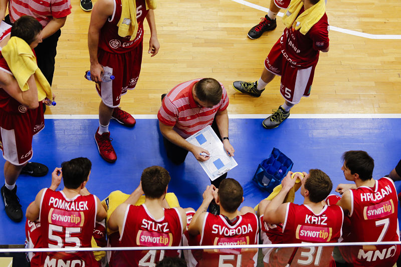 Nymburk si prohrou s Volgogradem zkomplikovali boj o play-off VTB ligy.