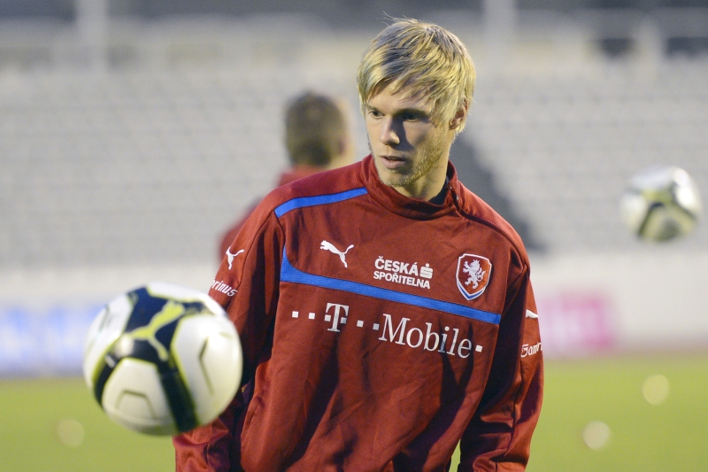 Obránce Tomáš Kalas nelituje odchodu z Chelsea. Obránce Tomáš Kalas nelituje odchodu z Chelsea.