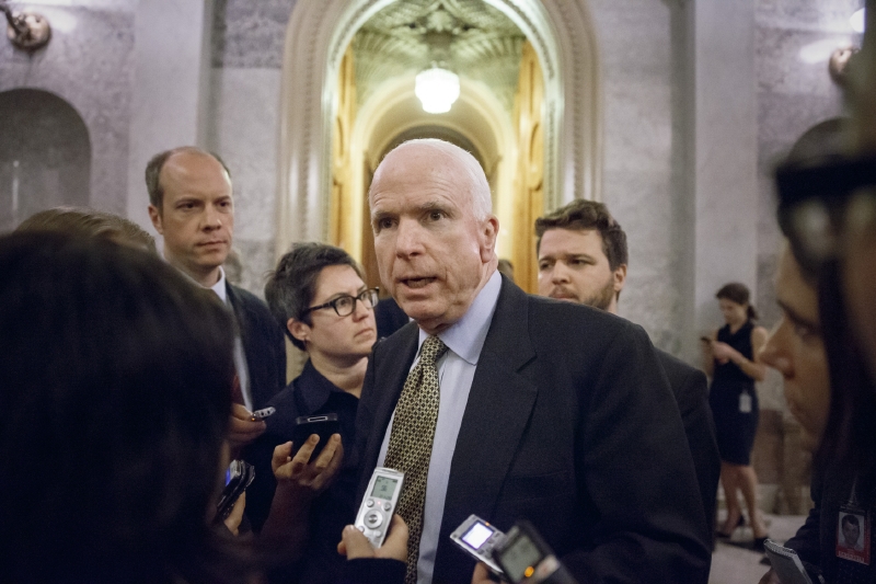 Americký senátor John McCain. Americký senátor John McCain.