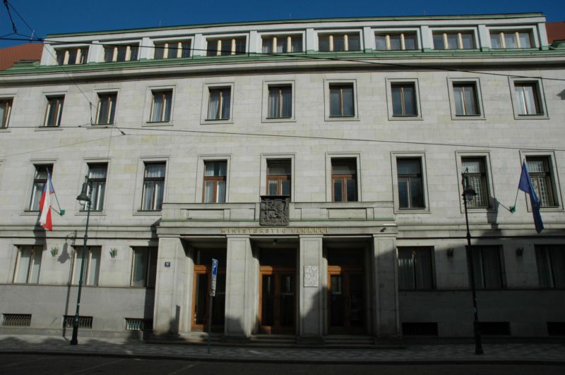 Budova ministerstva financí. Budova ministerstva financí.