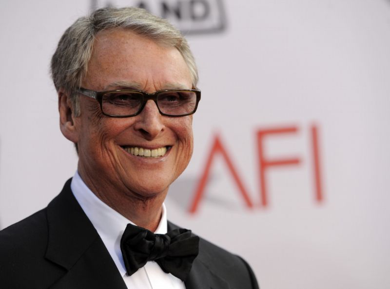 Režisér Mike Nichols zemřel ve věku 83 let.