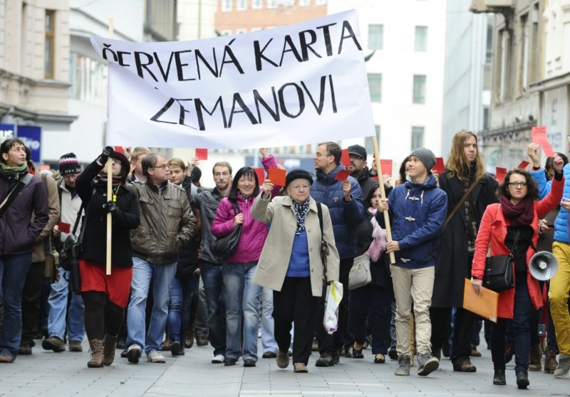 Protesty proti prezidentovi 17.11.2014.